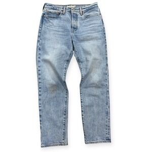 Levi's Premium Jeans Women's Sz 29 Blue Light Wash Wedgie Straight Leg Big E